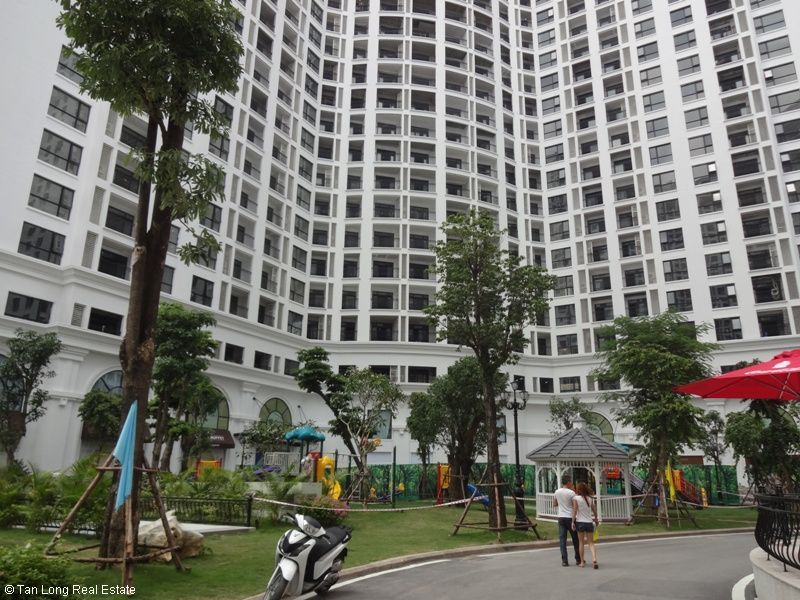Căn hộ cao cấp tòa R1 Royal City cần bán