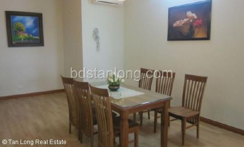 Căn hộ cho thuê ở E5 - Ciputra, Tây Hồ, Hà Nội.
