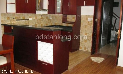 Căn hộ cho thuê ở phố Hoàng Hoa Thám, Ba Đình, Hà Nội.