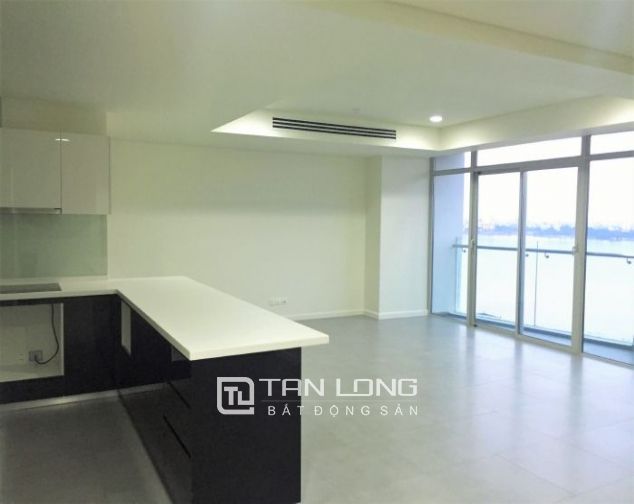 Căn hộ chung cư 101m2, view Hồ Tây tại Watermark, quận Tây Hồ cho thuê