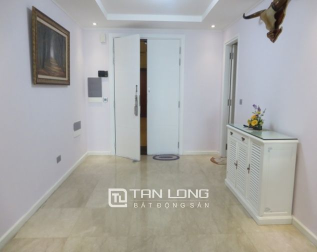 Căn  hộ chung cư 267m2 tòa L1 Ciputra, quận Tây Hồ cho thuê