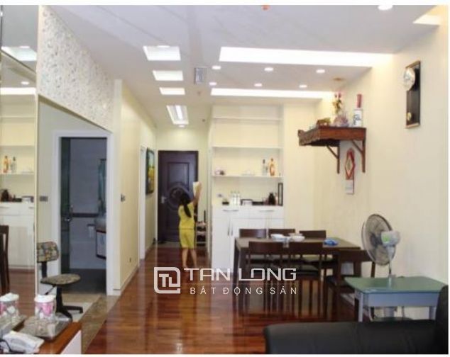 Căn hộ chung cư 93m2 cho thuê tòa R5 Vinhomes Royal City, quận Thanh Xuân
