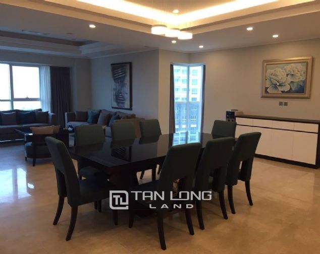 Bán căn hộ chung cư cao cấp Ciputra tòa L1 diện tích 267m2 view sân Golf