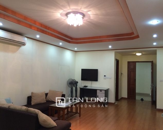 Căn hộ chung cư tầng cao 3 phòng ngủ cho thuê tại tòa 25T2, N05 Trung Hòa Nhân Chính