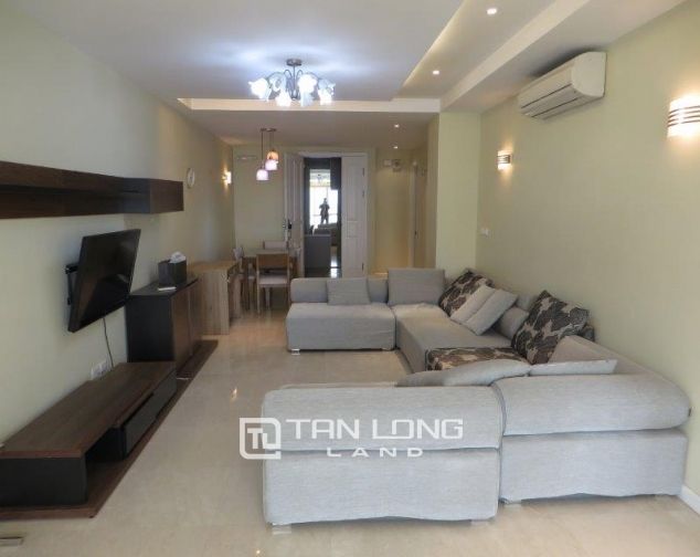 Căn hộ chung cư tầng cao 4 phòng ngủ, đủ đồ tại P2 Ciputra, quận Tây Hồ cho thuê