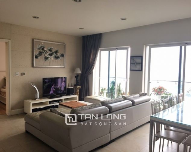 Căn hộ Golden Westlake cho thuê, 128m2, 2 phòng ngủ, view hồ