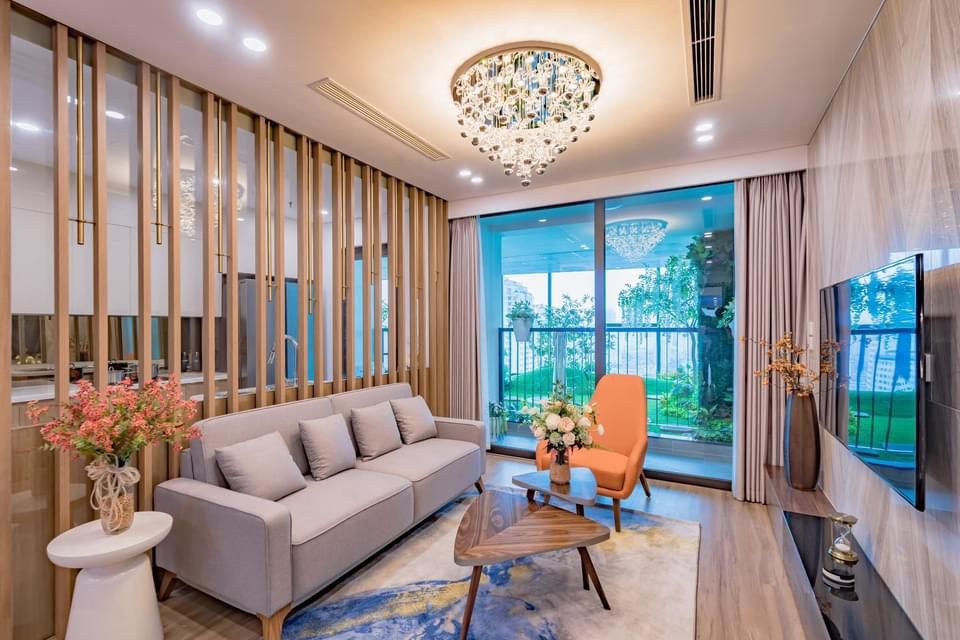 Cần bán căn 2 phòng ngủ The Ninety Complex Đường Láng hướng Đông Nam view Sông