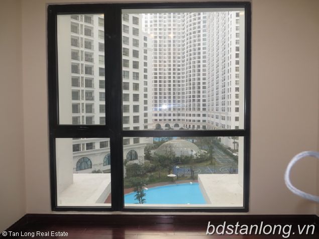 Căn hộ Royal City 2 phòng ngủ cho thuê