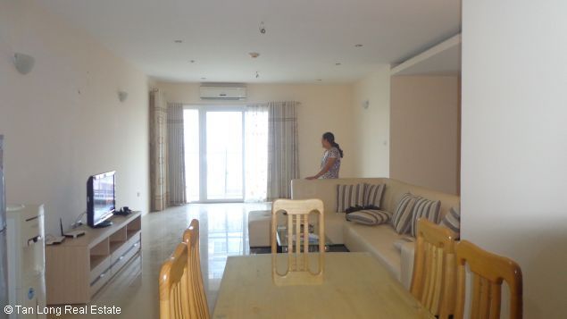 Căn hộ tòa M5 đường Nguyễn Chí Thanh, quận Đống Đa cho thuê