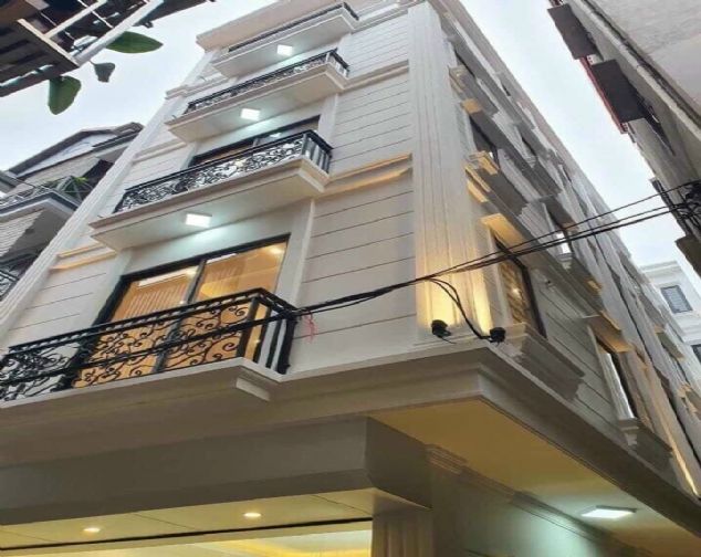 Bán nhà 5 tầng, mặt tiền 3,8m tại Âu Cơ Tây Hồ