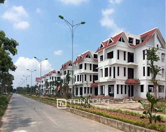 Chính chủ bán biệt thự 5 phòng ngủ, hướng Đông Nam tại khu Thành Phố Giao Lưu