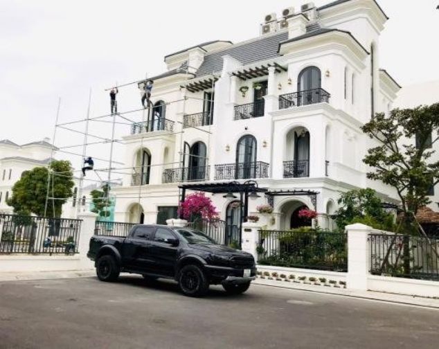 Chính chủ bán biệt thự song lập DT 125.1m2 x 3 tầng tại khu Sao Biển, Vinhomes Ocean Park