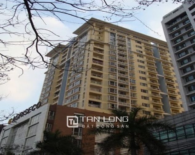 Chính chủ bán chung cư 160m2, 3 phòng ngủ tại 15-17 Ngọc Khánh, quận Ba Đình