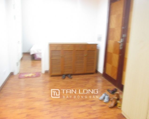 Chính chủ bán chung cư 3 phòng ngủ, đủ đồ tại E5 Ciputra, quận Tây Hồ