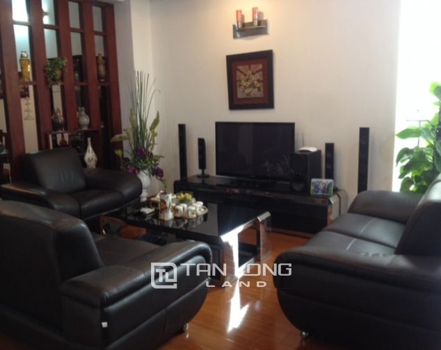 Chính chủ bán gấp chung cư tầng cao 117m2, 3 phòng ngủ tại G3 Ciputra, quận Tây Hồ