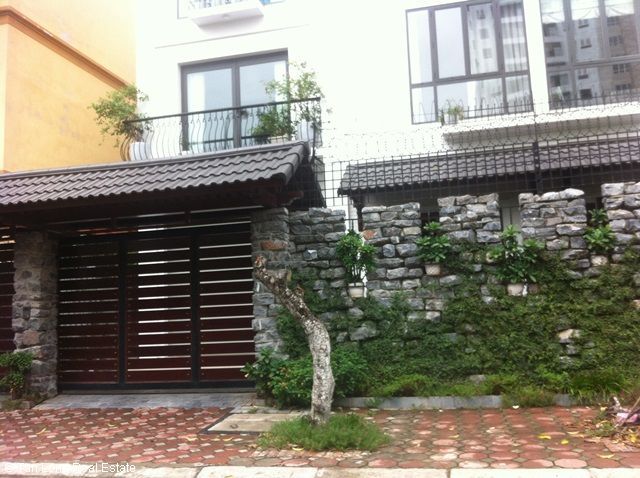 Chính chủ cần bán biệt thự 110m2 x 4 tầng, 4 phòng ngủ tại Trung Yên, quận Cầu Giấy
