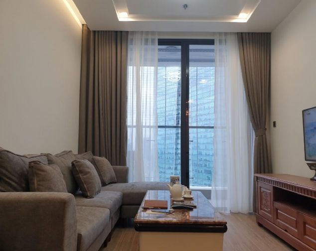 Chính chủ cần bán CHCC vinhome Metropolis tòa M1 , căn hộ 1 phòng ngủ  thiết kế đẹp