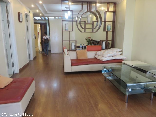 Chính chủ cần bán chung cư 121m2 tòa E5 tại Ciputra, quận Tây Hồ