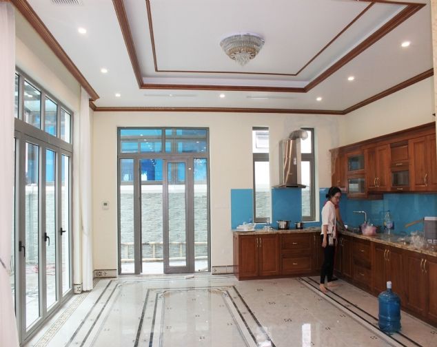 Chính chủ cần cho thuê biệt thự full đồ gỗ cao cấp tại khu đô thị Vinhomes The Harmony