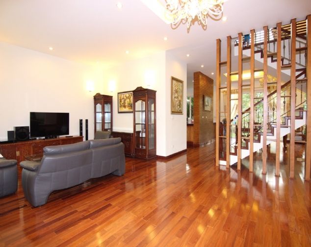 Chính chủ cho thuê biệt thự full đồ 5 phòng ngủ tòa T3 KĐT Ciputra Hà Nội