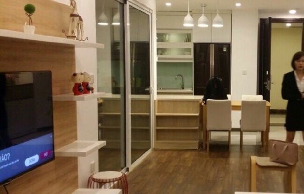 Chính chủ cho thuê căn hộ 96m2, gồm 2 phòng ngủ tại Hòa Bình Green City