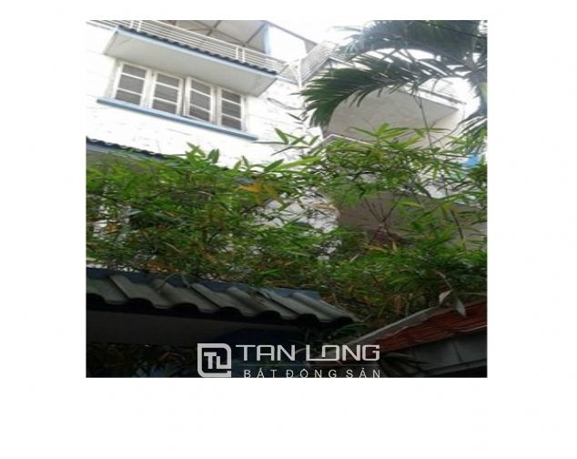 Chính chủ có nhà tại Hoàng Hoa Thám cần bán gấp