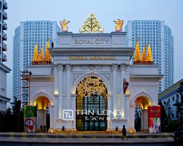 Cho bán căn hộ cao cấp 88m2, 2 phòng ngủ đủ đồ ở R1 Vinhomes Royal city