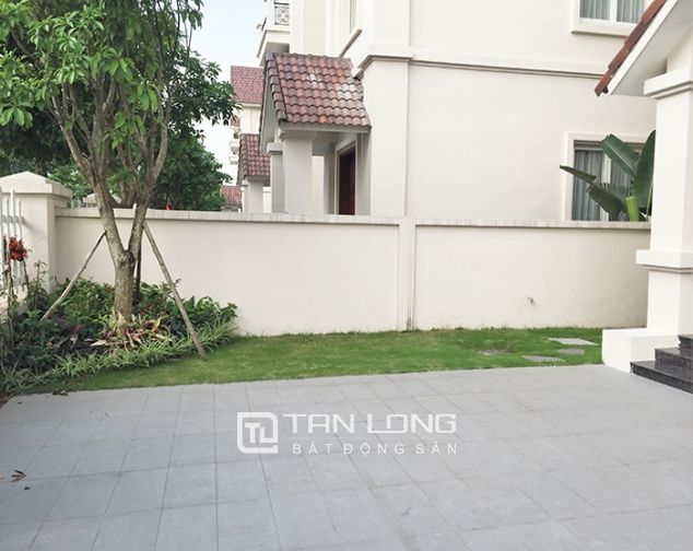 Cho thuê biệt thự Hoa Lan không đồ, 4 ngủ tại Vinhomes Riverside, quận Long Biên, Hà Nội