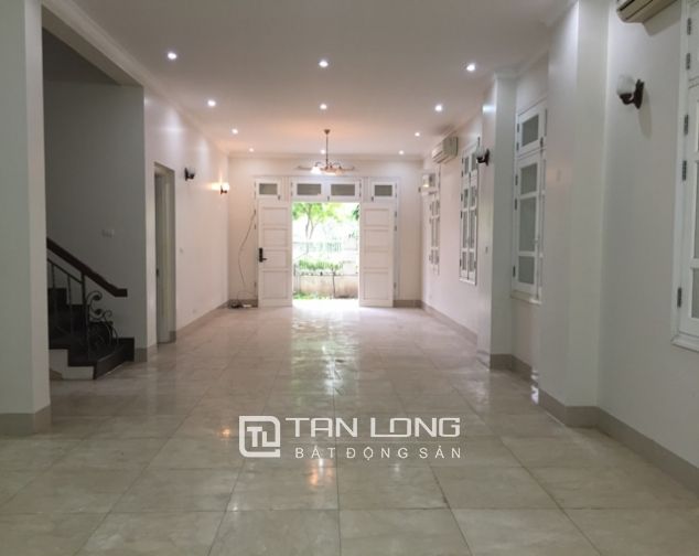 Cho thuê biệt thự 230m2 khu T5 Ciputra, quận Tây Hồ