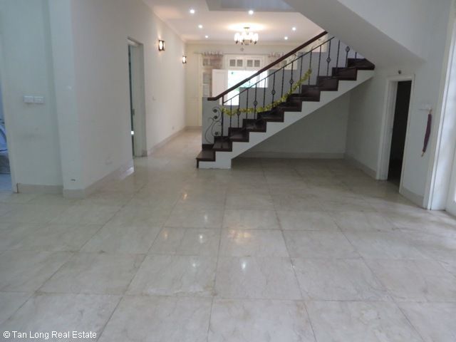 Cho thuê biệt thự 300m2 tại khu T1 Ciputra, quận Tây Hồ, Hà Nội