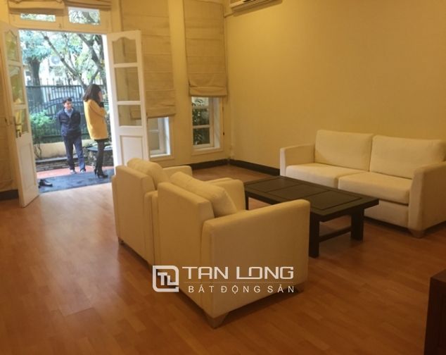 Cho thuê biệt thự 4 phòng ngủ khu D2 tại Ciputra, quận Tây Hồ