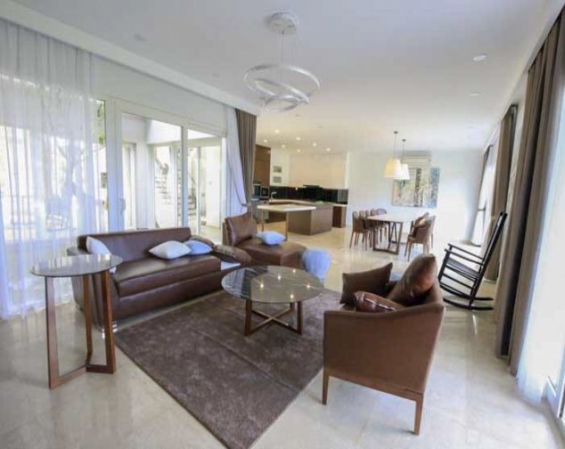 Cho thuê biệt thự 6 ngủ, diện tích 412,8m2 khu K Cipitra Hà Nội với giá 5500$/1 tháng