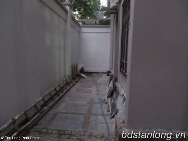 Cho thuê biệt thự C4 Ciputra Tây Hồ Hà Nội
