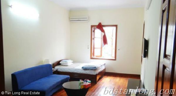 Cho thuê biệt thự đẹp tại đường Tô Ngọc Vân, Tây Hồ, Hà Nội