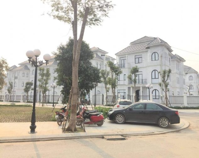 Cho thuê biệt thự đơn lập Vinhomes Green Villas. DT 271m2