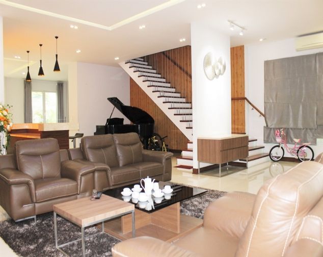 Cho thuê Biệt Thự Đơn Lập Vinhomes Riverside 430m2, căn góc siêu đẹp, giá 90 triệu/tháng