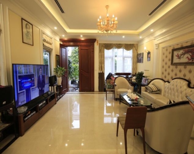 Cho thuê biệt thự đủ đồ giá ưu đãi nhất tại Khu Đô Thị Vinhomes The Harmony, Long Biên