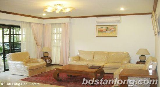 Cho thuê biệt thự Hồ Tây, Hà Nội.
