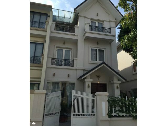 Cho thuê biệt thự Hoa Anh Đào 165m2 tại Vinhomes Riverside, quận Long Biên