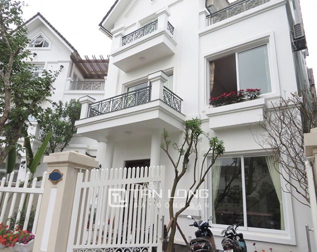 Cho thuê biệt thự Hoa Phượng 7 đủ đồ tại Vinhomes Riverside, quận Long Biên