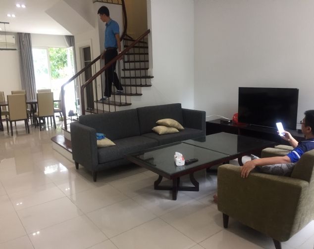 Cho thuê Biệt thự Hoa Sữa 11 Vinhomes Riverside