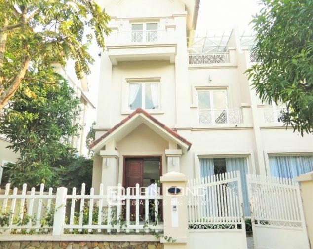 Cho thuê biệt thự Hoa Sữa 280m2 tại Vinhomes Riverside, quận Long Biên