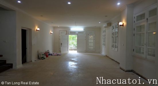 Cho thuê biệt thự không đồ trong T5 Ciputra