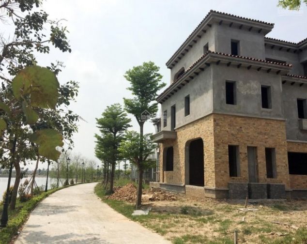 Cần thuê biệt thự đơn lập full nội thất hướng chính Nam Sudico Nam An Khánh - DT: 260m2 sân rộng