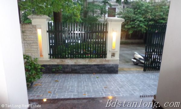 Cho thuê biệt thự rẻ và đẹp khu C1 Ciputra, Tây Hồ