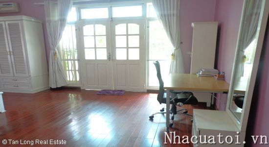 Cho thuê biệt thự rộng và đẹp trong C7 Ciputra Hà Nội