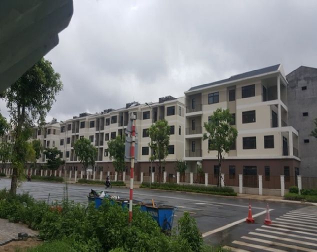 Cho thuê biệt thự song lập khu đô thị Starlake Tây Hồ, DT 222m,3 tầng, 3 mặt tiền