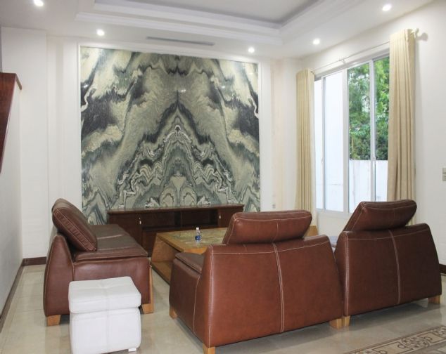 Cho thuê biệt thự song lập Vinhomes Riverside đầy đủ nội thất giá mềm
