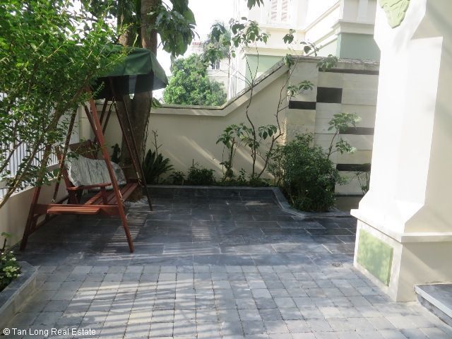 Cho thuê biệt thự T1 Ciputra, Tây Hồ, Hà Nội