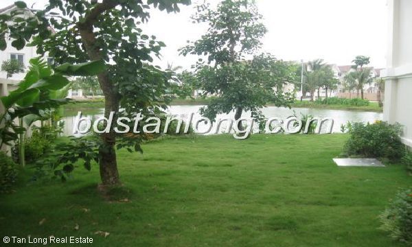Cho thuê biệt thự Vinhomes Reverside